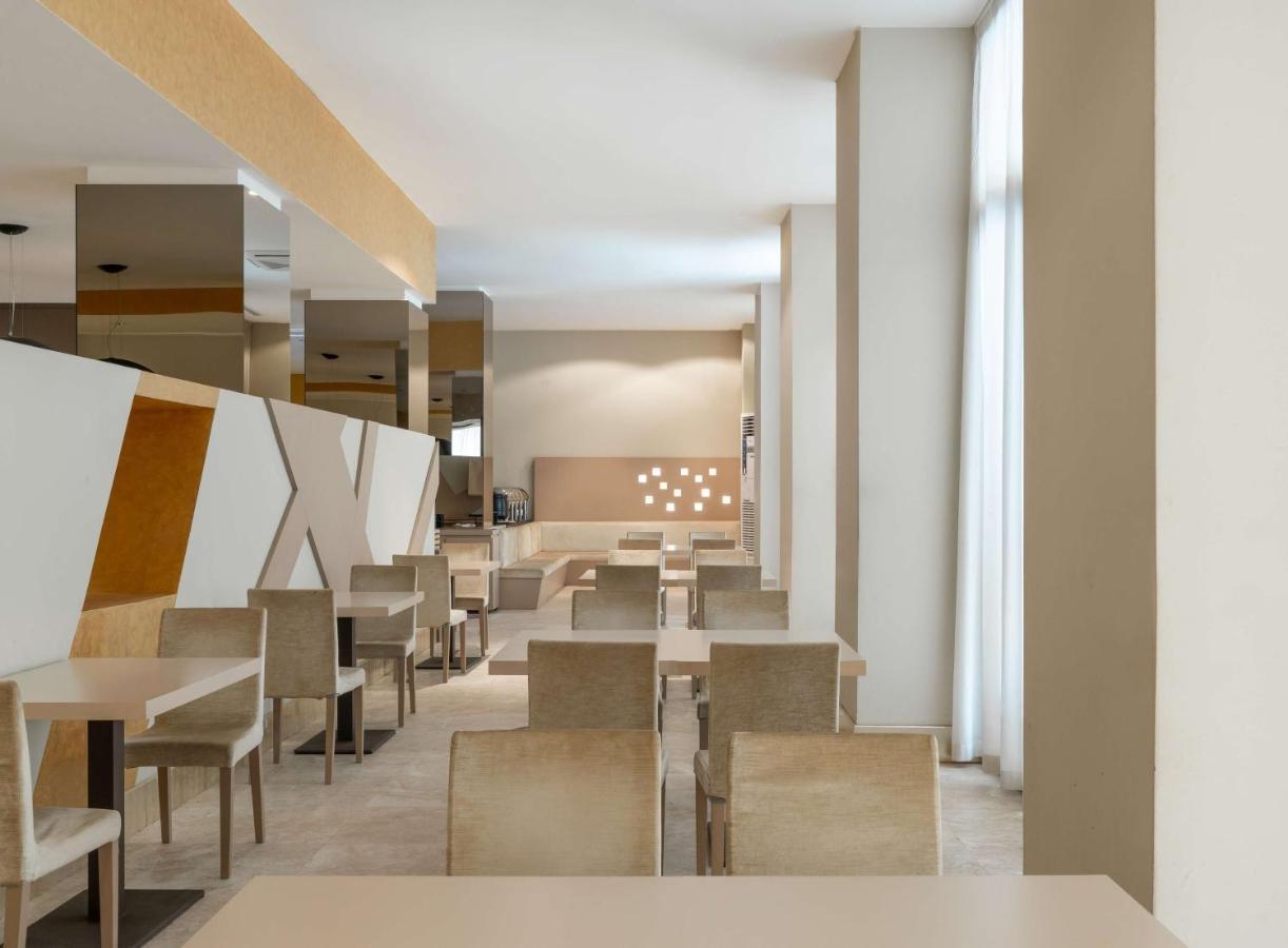 Radisson Blu Hotel NʼDjamena Eksteriør bilde