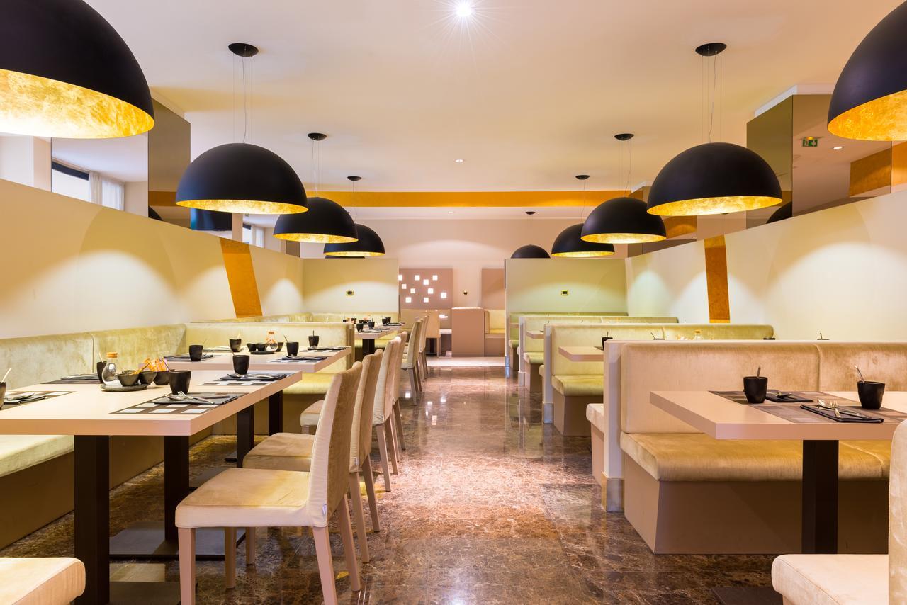 Radisson Blu Hotel NʼDjamena Eksteriør bilde