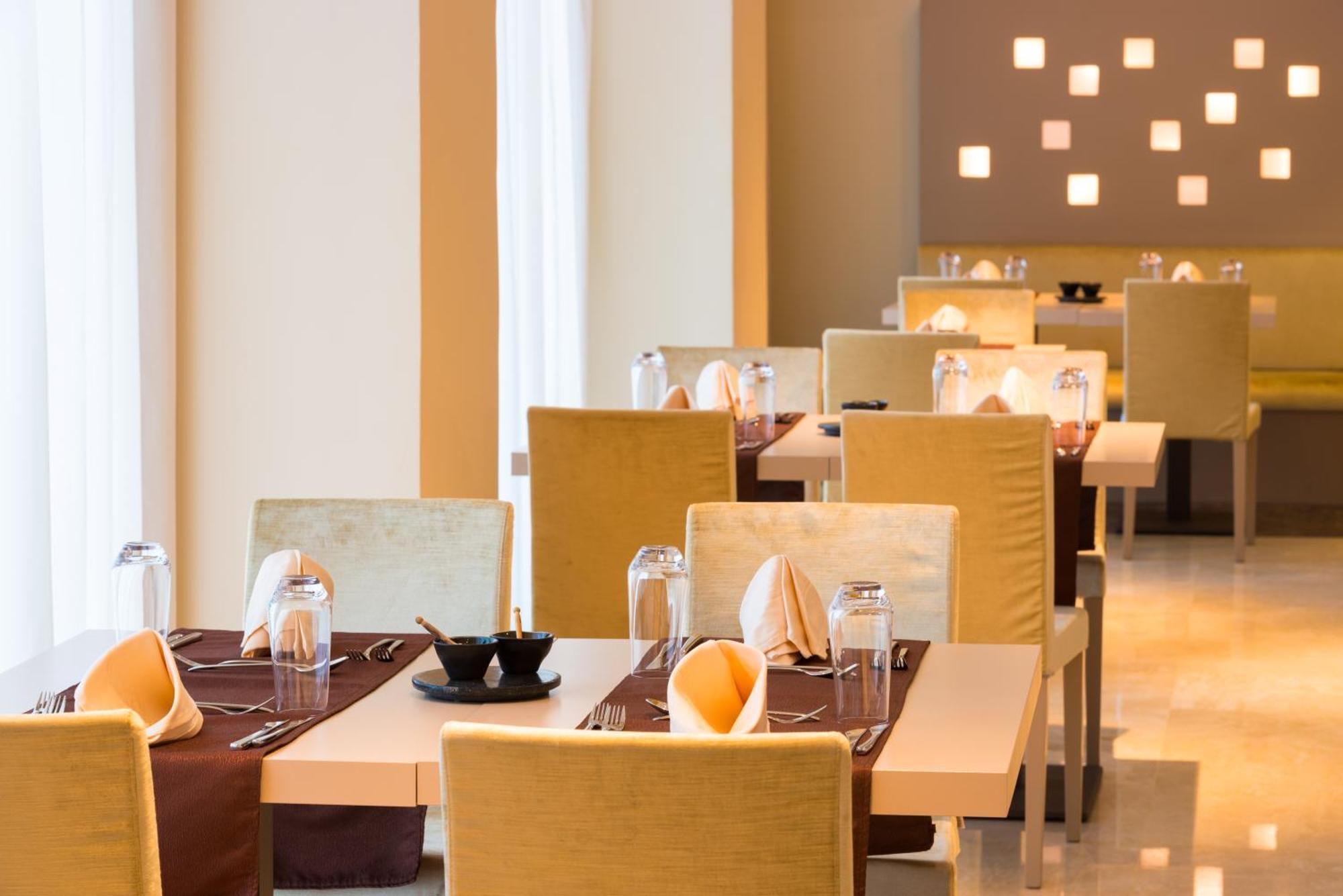 Radisson Blu Hotel NʼDjamena Eksteriør bilde